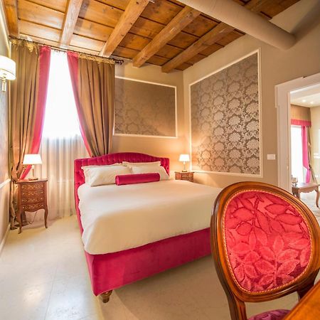 Lady Capulet Apartments Verona Eksteriør billede